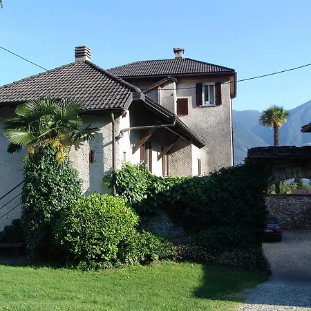 Casa Perini Vakantiehuis Tenero-Contra